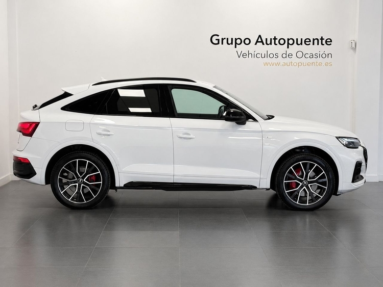 Audi Q5 SPORTBACK BLACK LINE 55TFSI E QUATTRO ULTRA foto 3