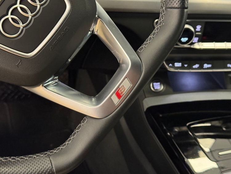 Audi Q5 SPORTBACK BLACK LINE 55TFSI E QUATTRO ULTRA foto 26
