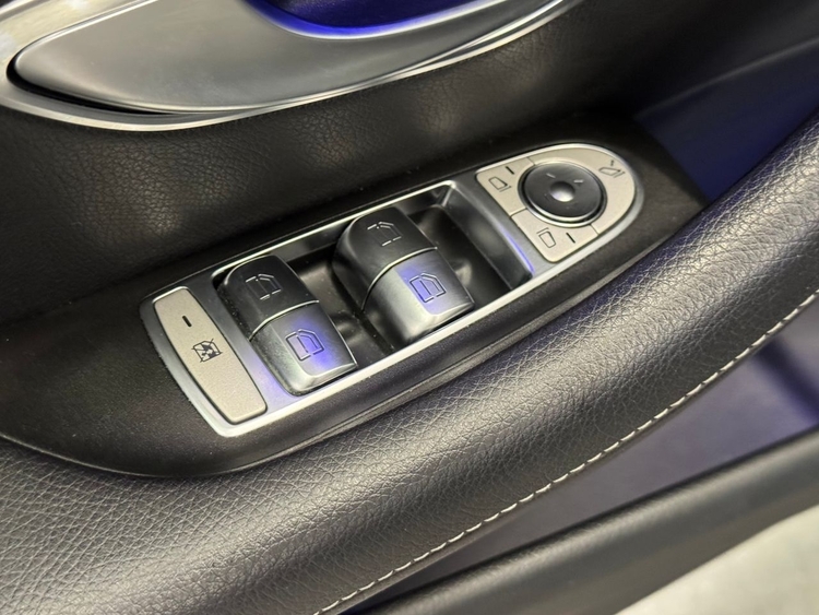 Mercedes Clase E E220D foto 15
