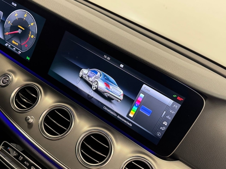 Mercedes Clase E E220D foto 36