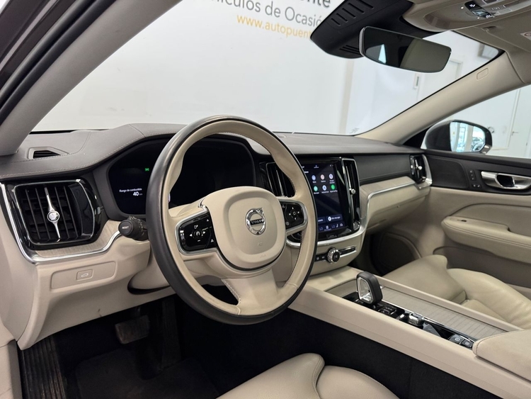 Volvo V60 ULTIMATE AUTO  B4 D foto 11