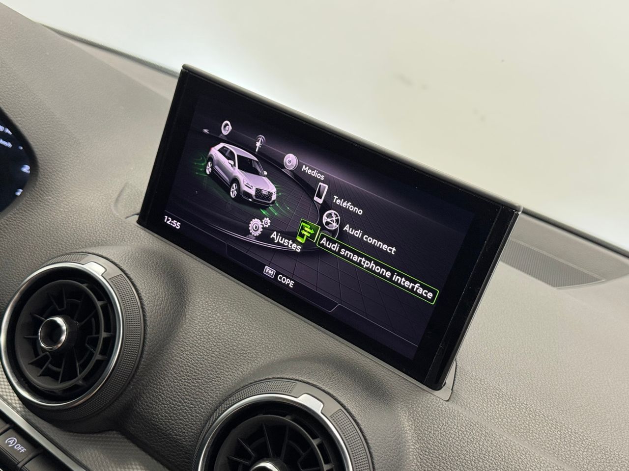 Audi Q2 ADVANCED S-TRONIC  miniatura 31
