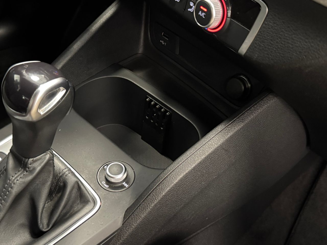Audi Q2 ADVANCED S-TRONIC  miniatura 34