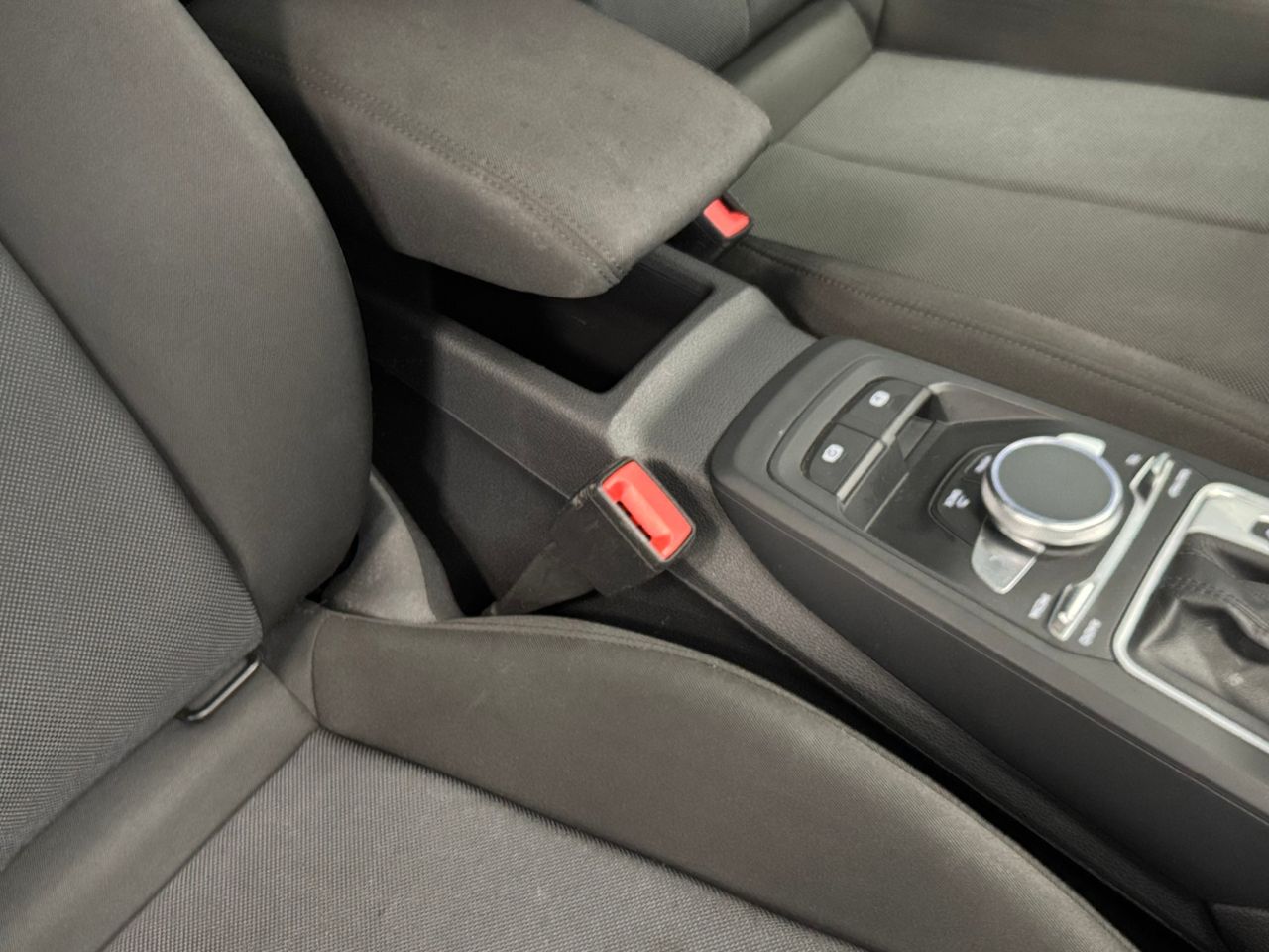 Audi Q2 ADVANCED S-TRONIC  foto 38