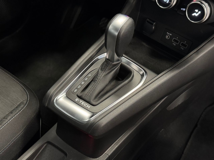 Renault Captur EVOLUTION  E-TECH foto 34