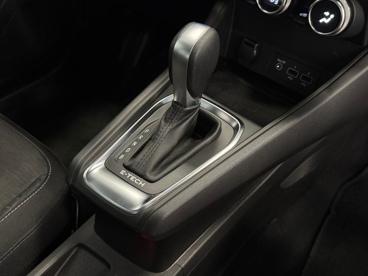 Renault Captur EVOLUTION  E-TECH foto 36
