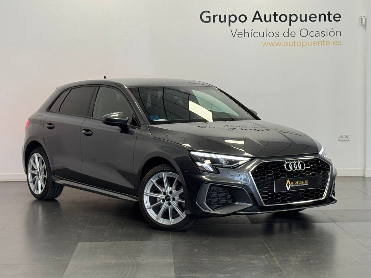 Audi A3 S-LINE  40TFSI E miniatura 2