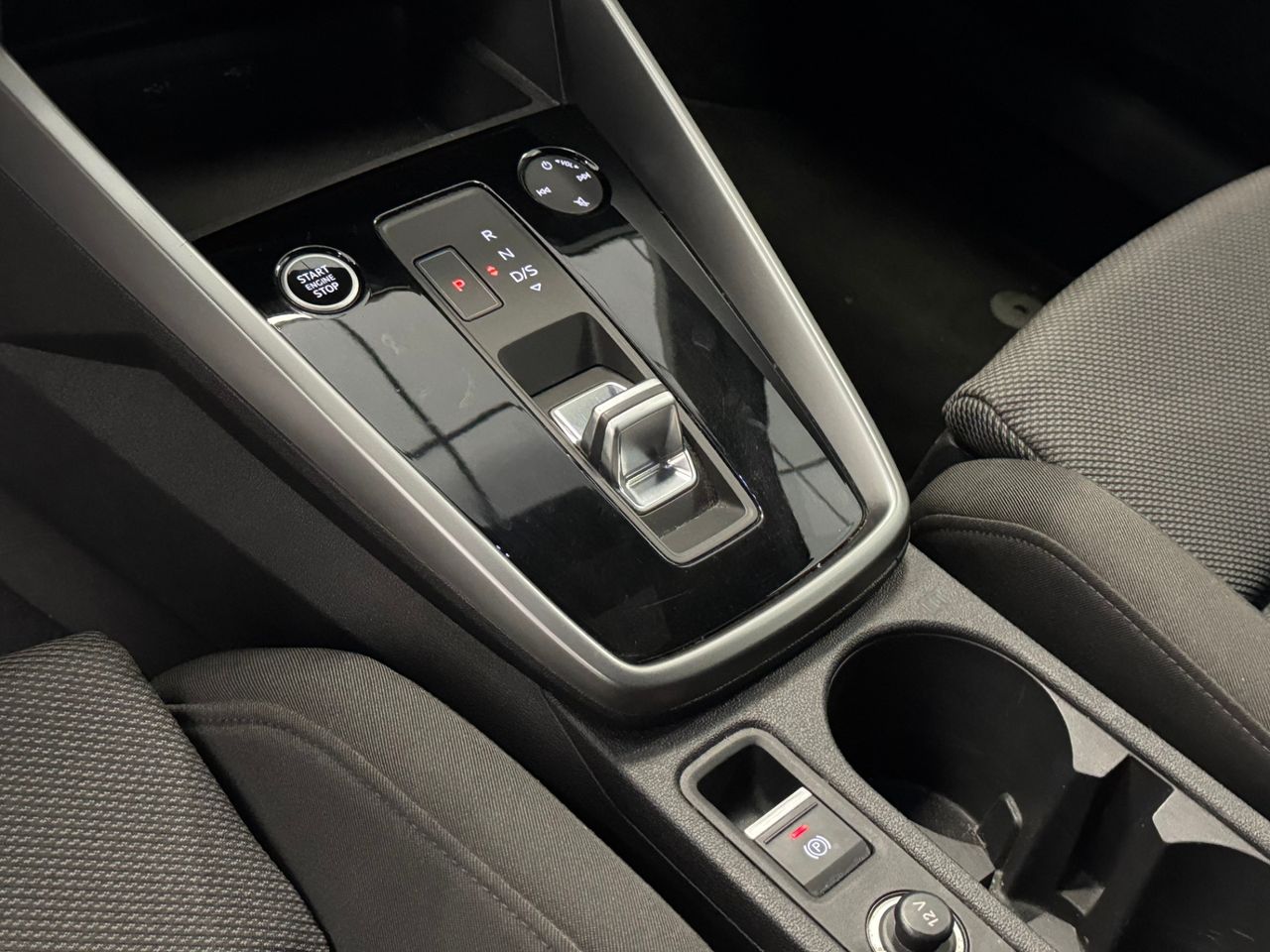 Audi A3 S-LINE  40TFSI E miniatura 23