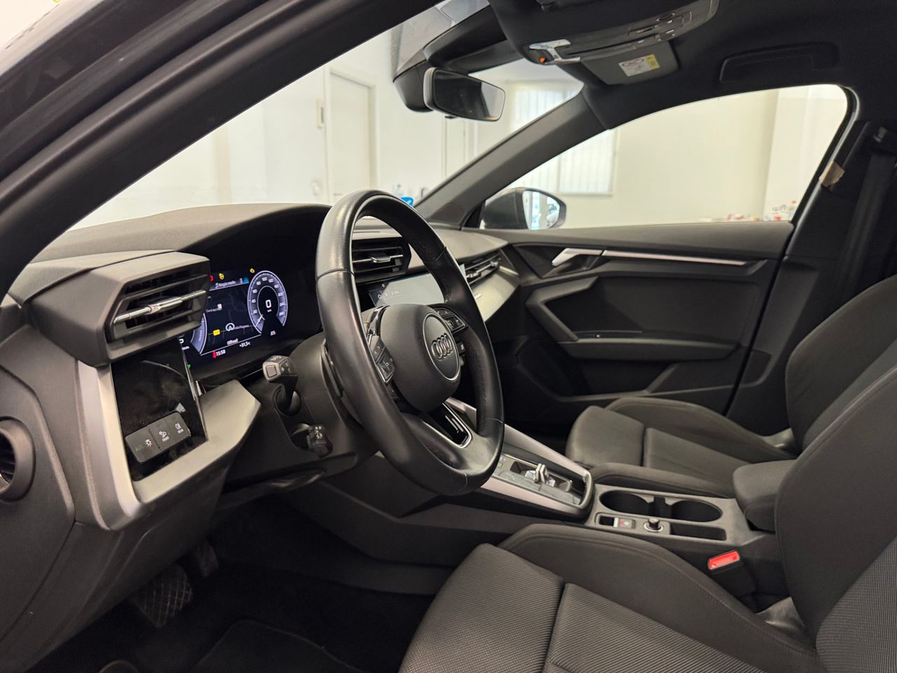 Audi A3 S-LINE  40TFSI E foto 14