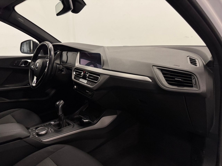 BMW Serie 1 118D foto 19