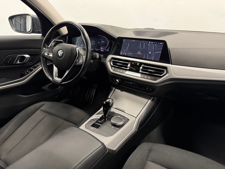 BMW Serie 3 320D AUTO foto 12