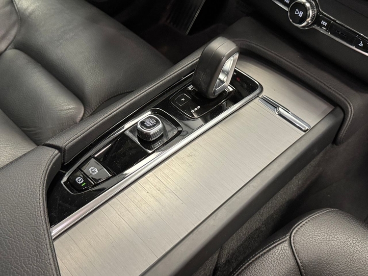 Volvo XC90 T8 RECHARGE INSCRIPTION AUTO foto 34