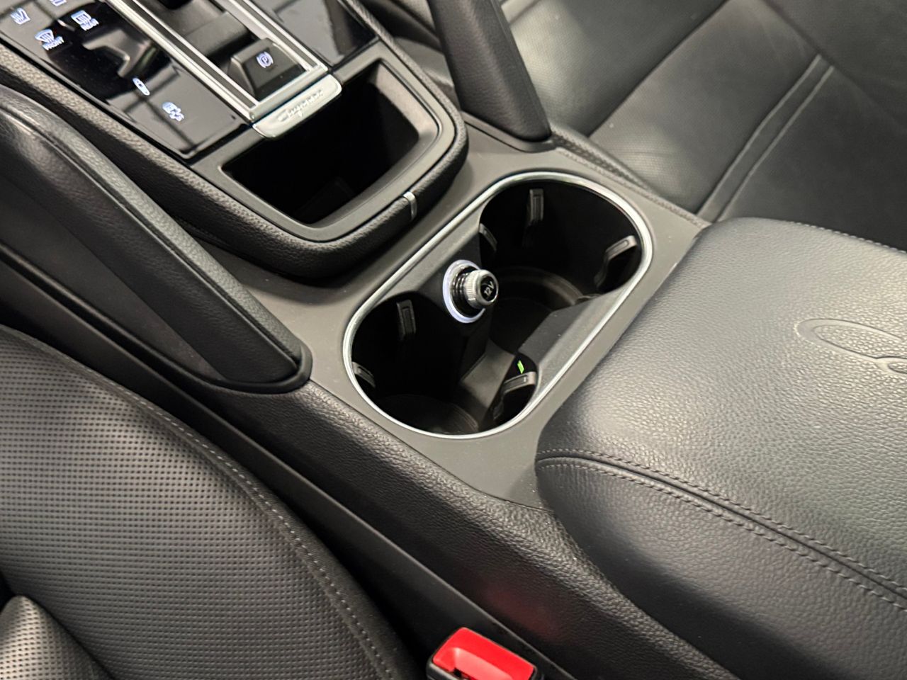 Porsche Cayenne E-HYBRID miniatura 23