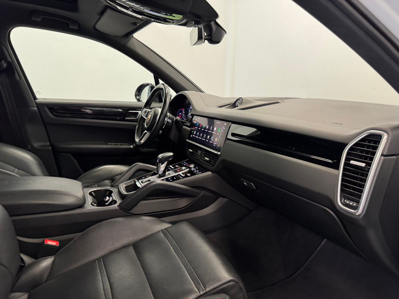 Porsche Cayenne E-HYBRID foto 26