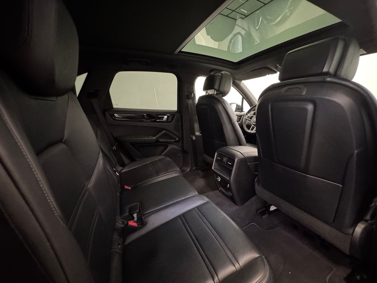 Porsche Cayenne E-HYBRID foto 41