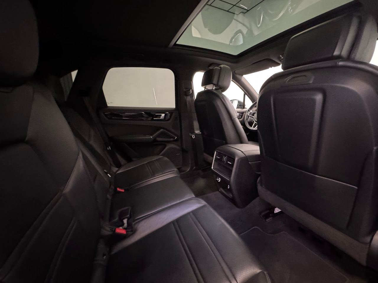 Porsche Cayenne E-HYBRID foto 42