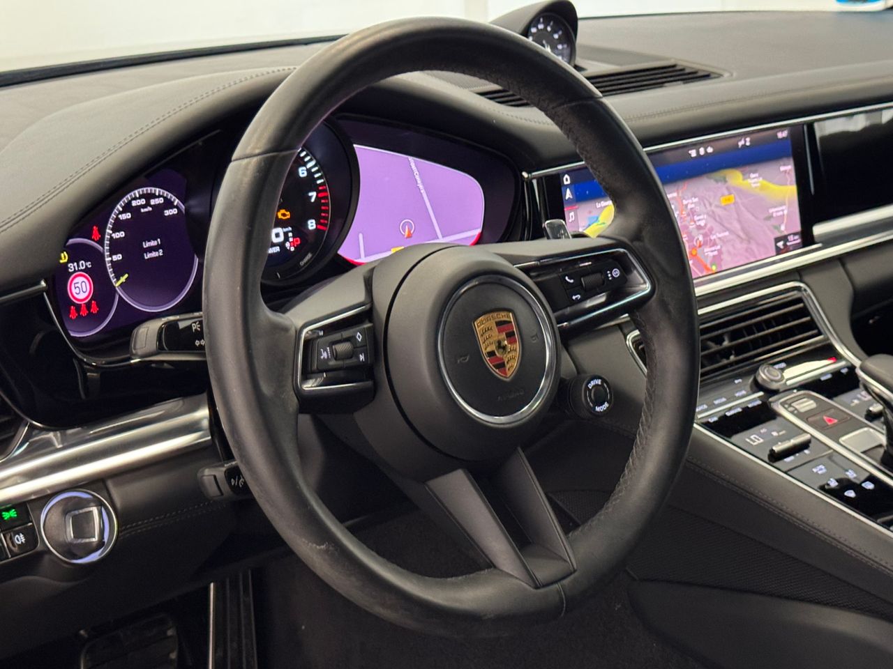Porsche Panamera 4 E-HYBRID miniatura 18
