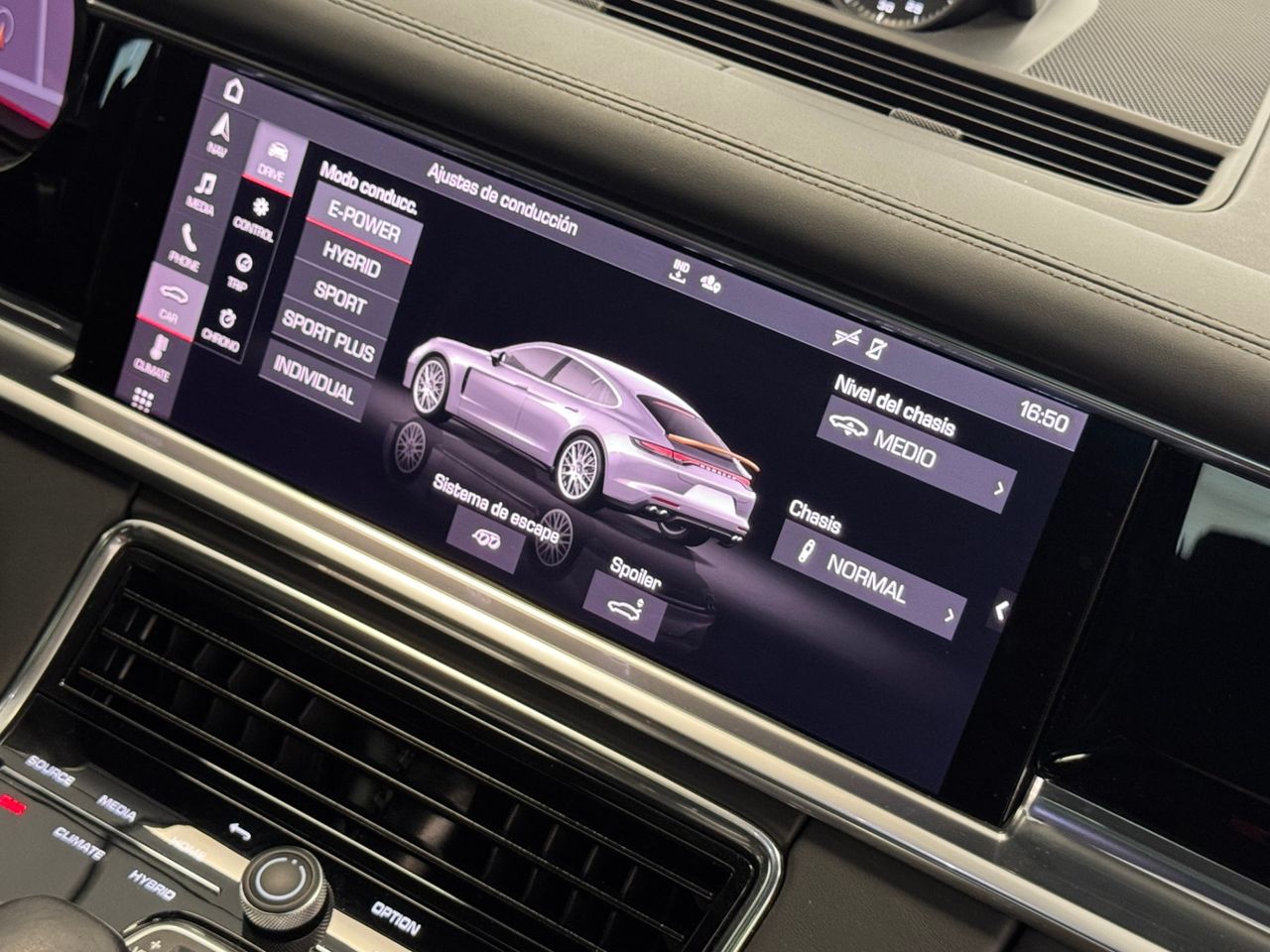 Porsche Panamera 4 E-HYBRID miniatura 33