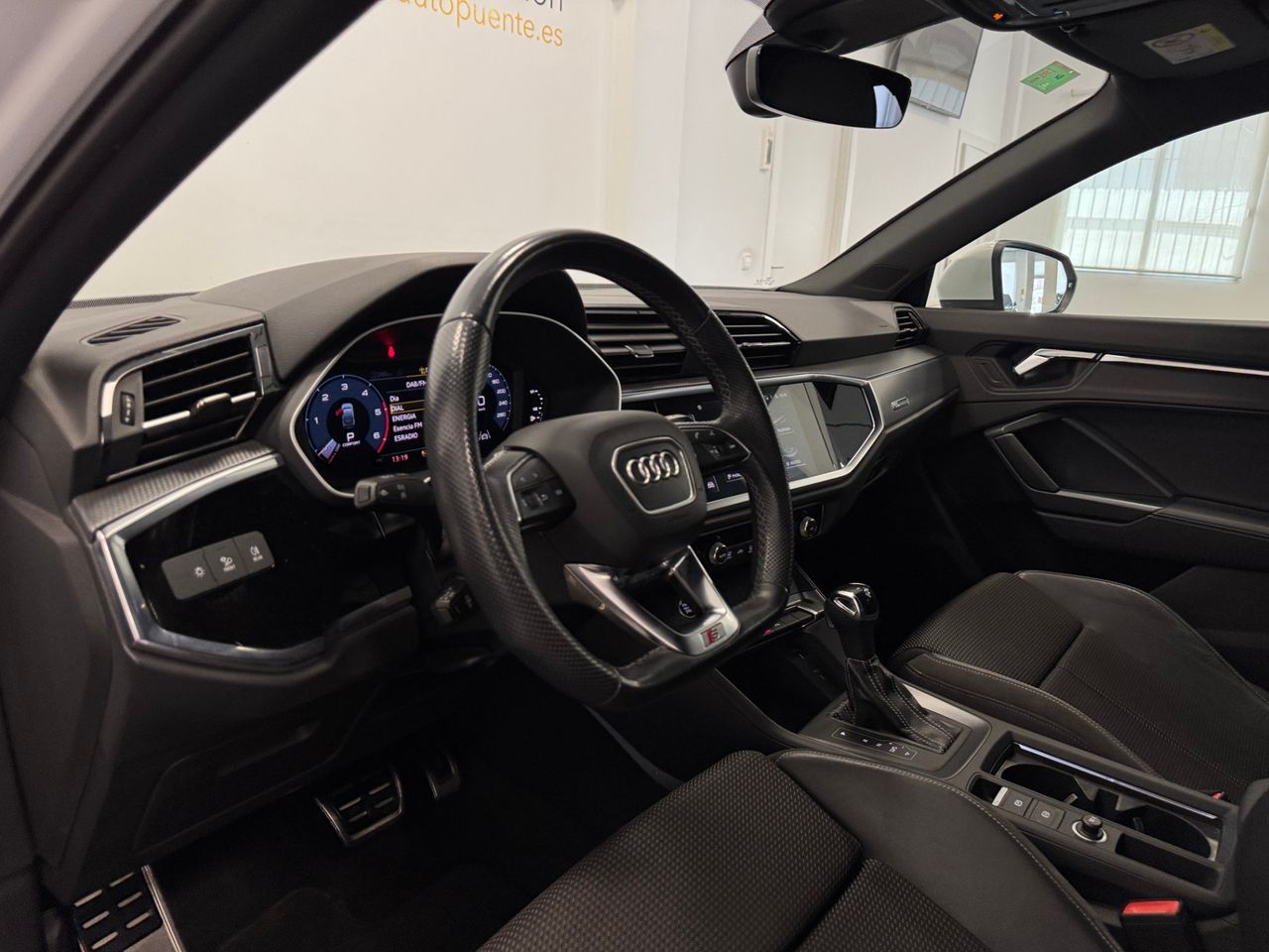 Audi Q3 S LINE BLACK LINE miniatura 14