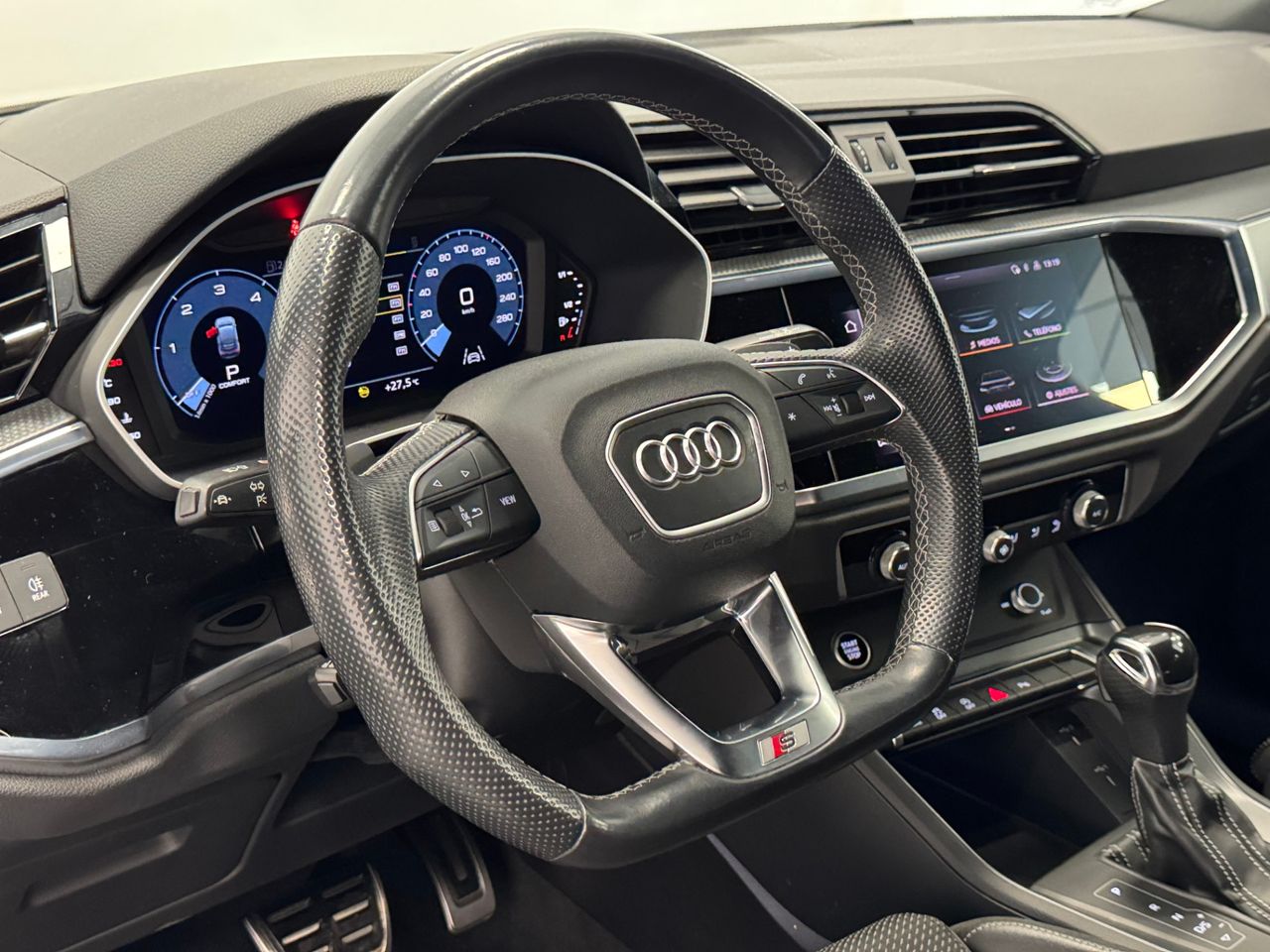 Audi Q3 S LINE BLACK LINE miniatura 18
