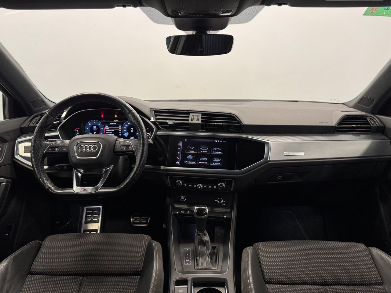 Audi Q3 S LINE BLACK LINE miniatura 24