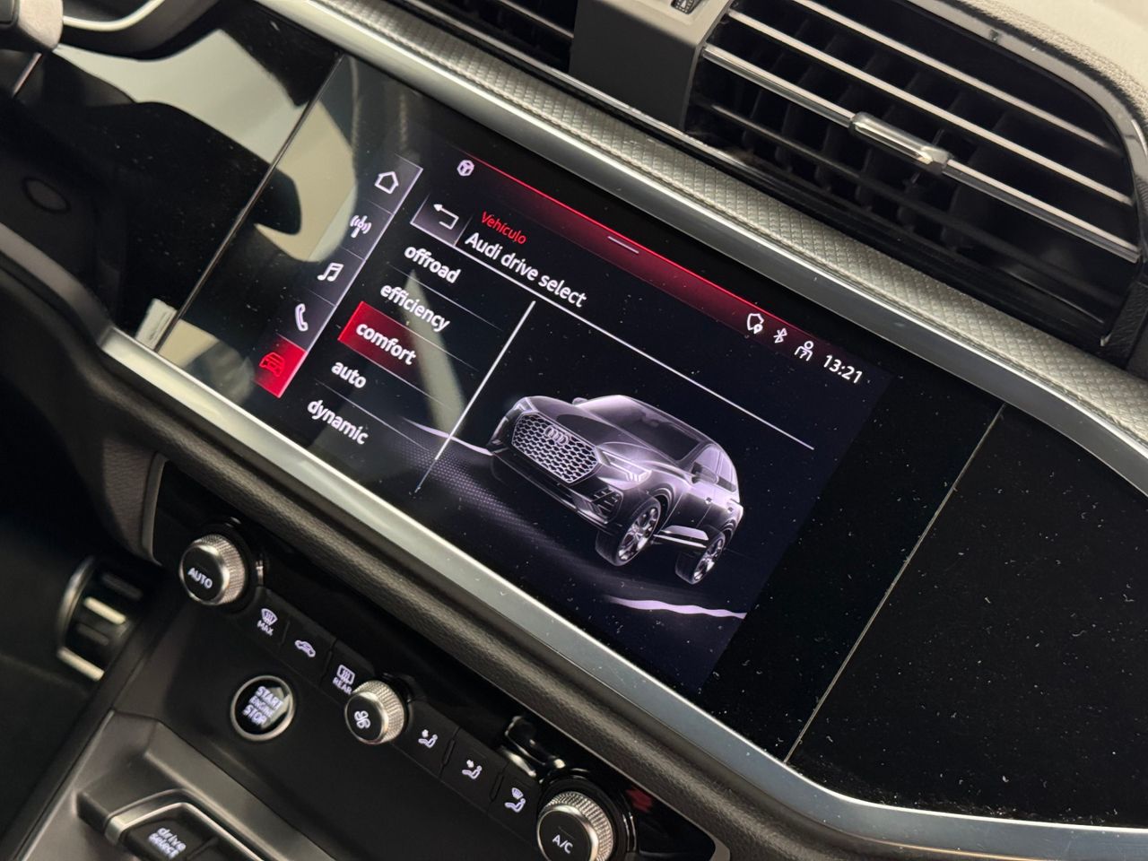 Audi Q3 S LINE BLACK LINE miniatura 28