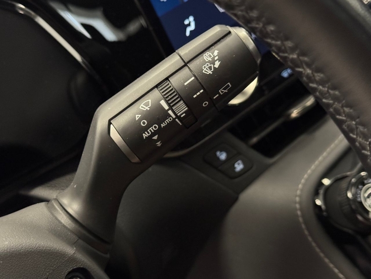 Lexus NX 450H + LUXURY foto 22