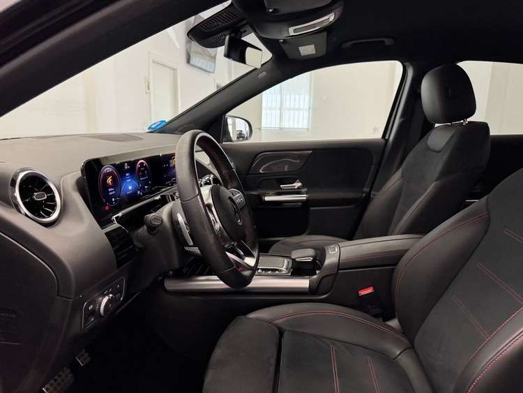 Mercedes GLA 250E AMG foto 14