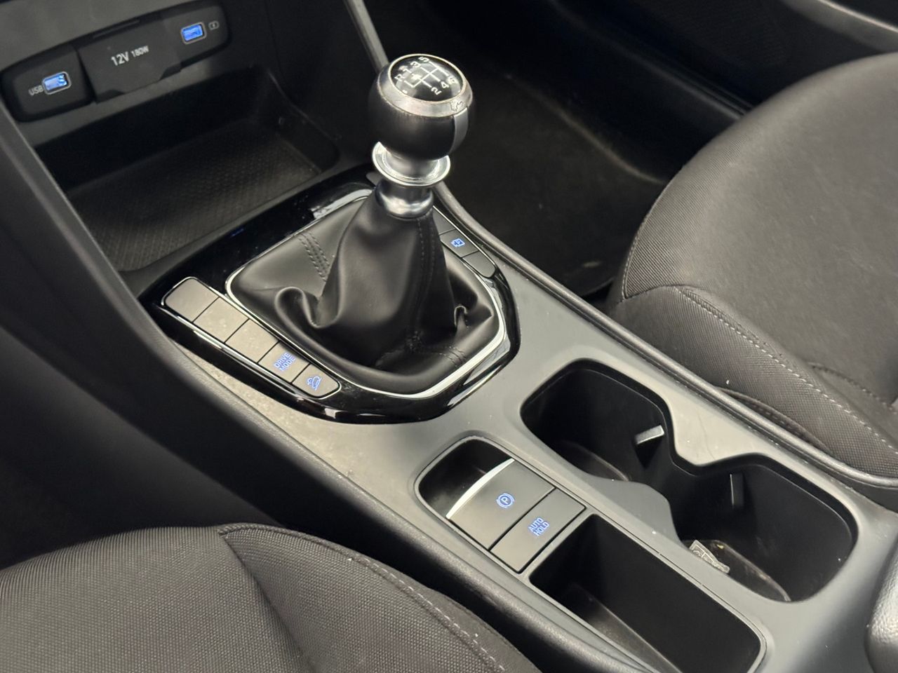 Hyundai Tucson KLASS miniatura 18
