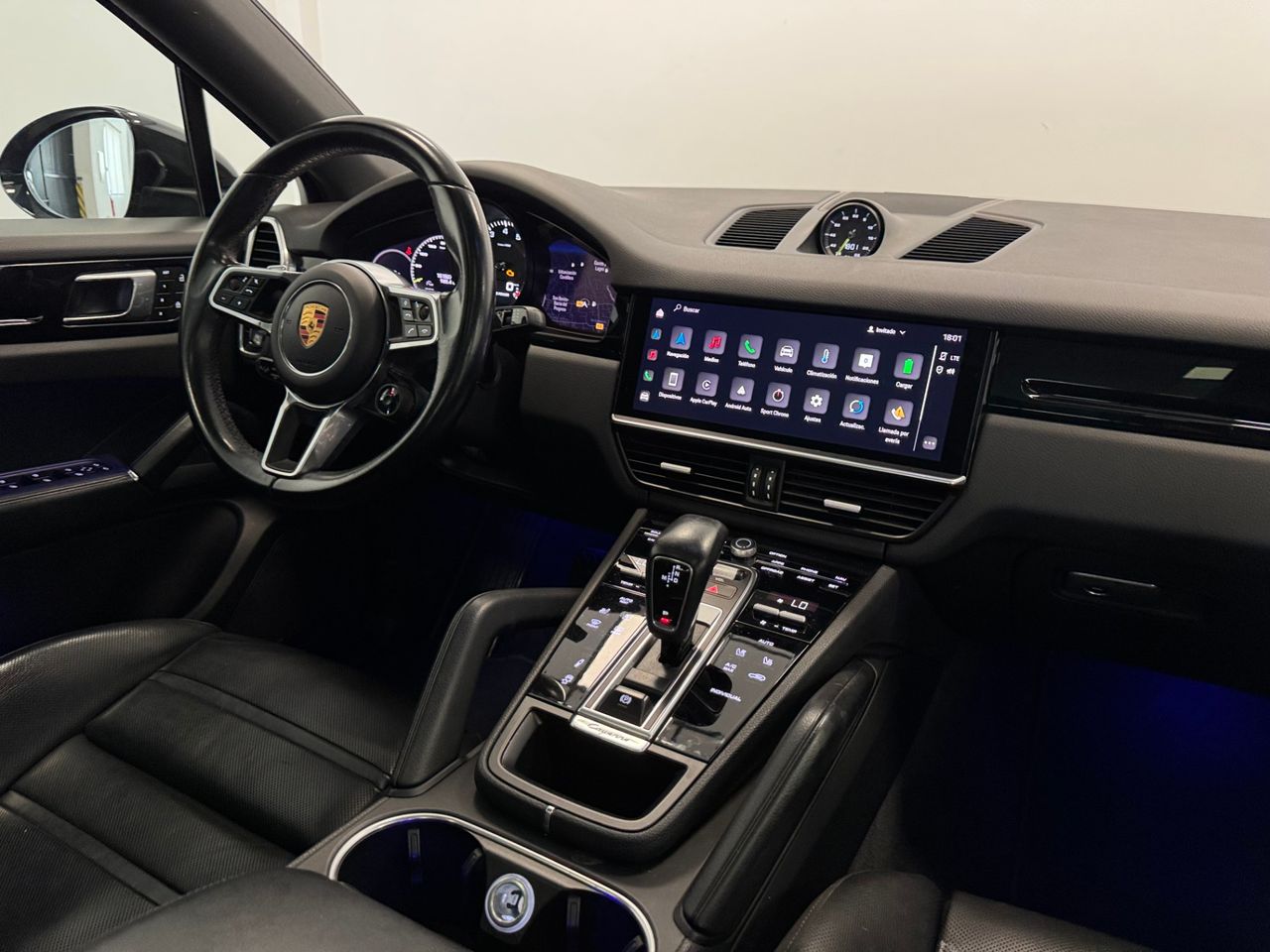 Porsche Cayenne E-HYBRID miniatura 12