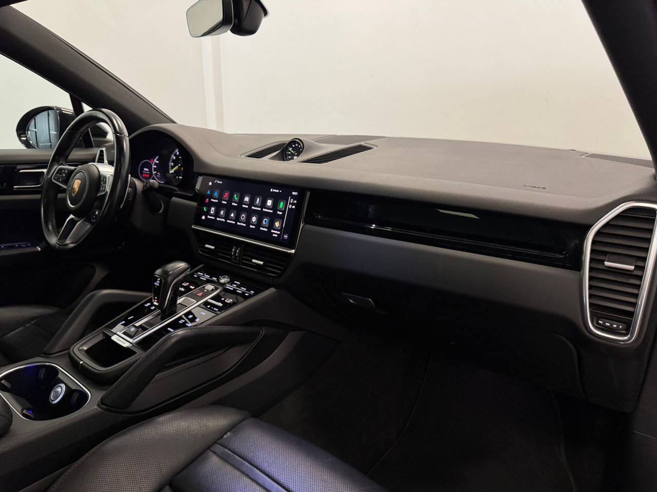 Porsche Cayenne E-HYBRID miniatura 13
