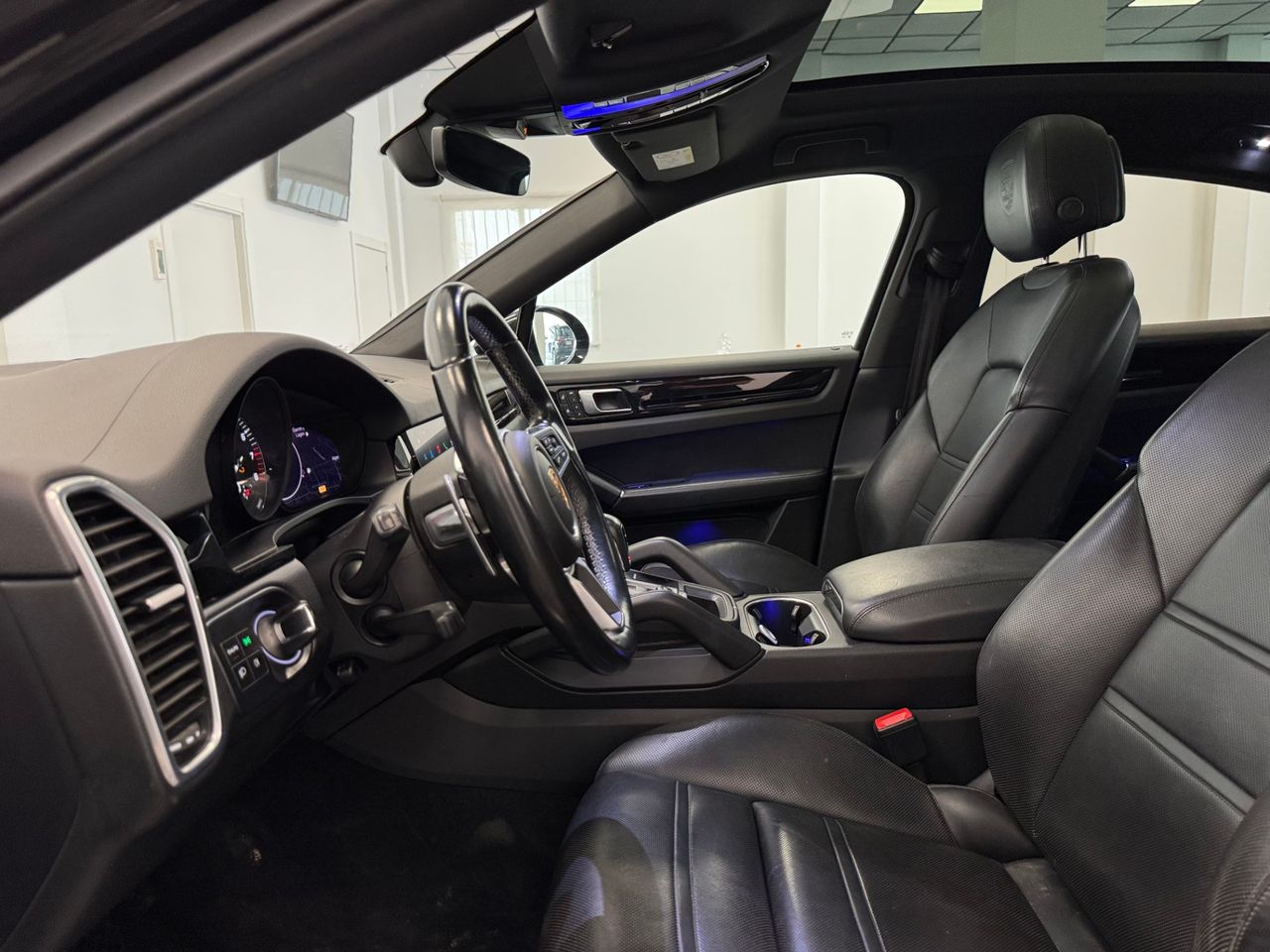 Porsche Cayenne E-HYBRID miniatura 15