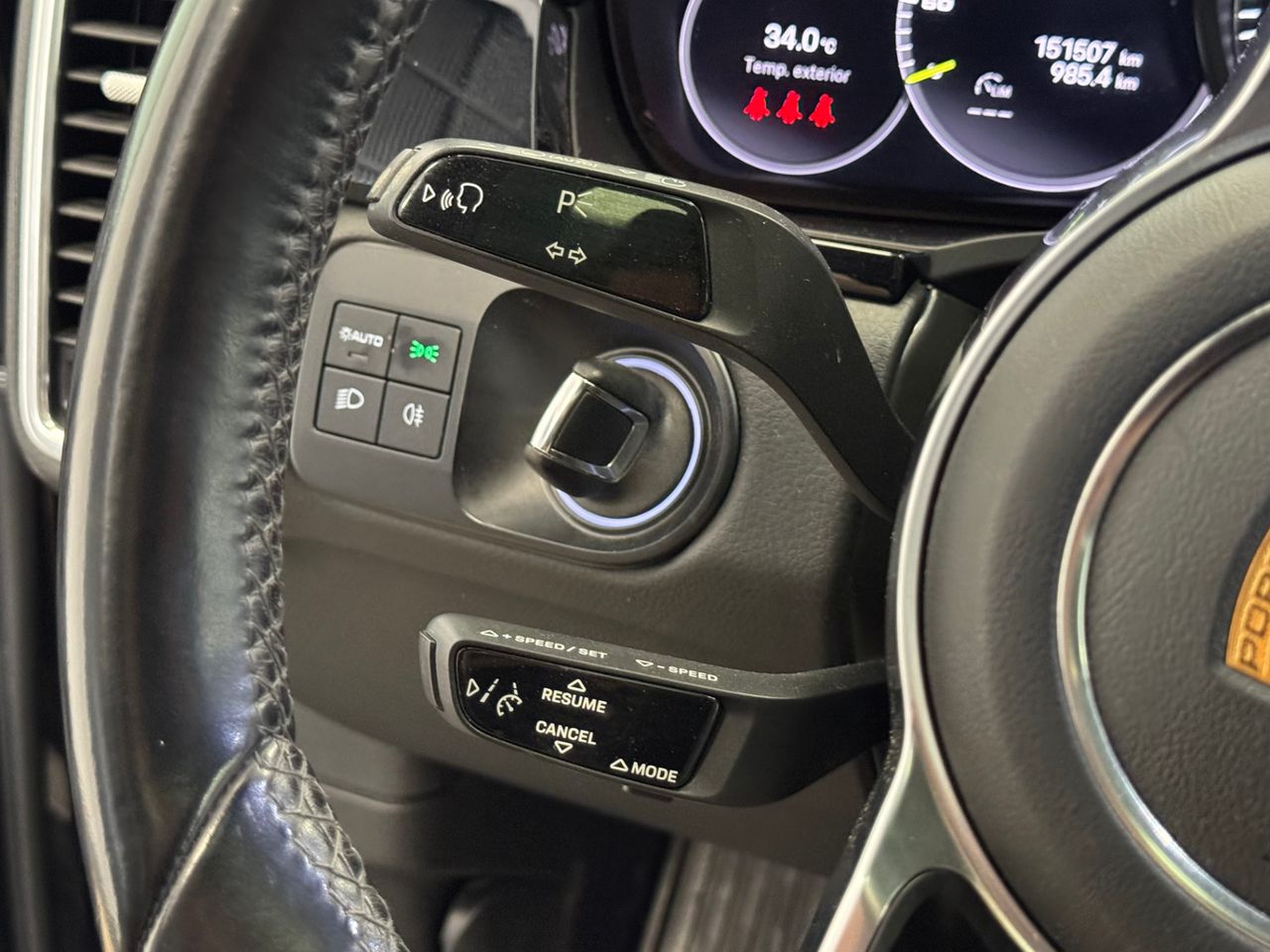 Porsche Cayenne E-HYBRID miniatura 18