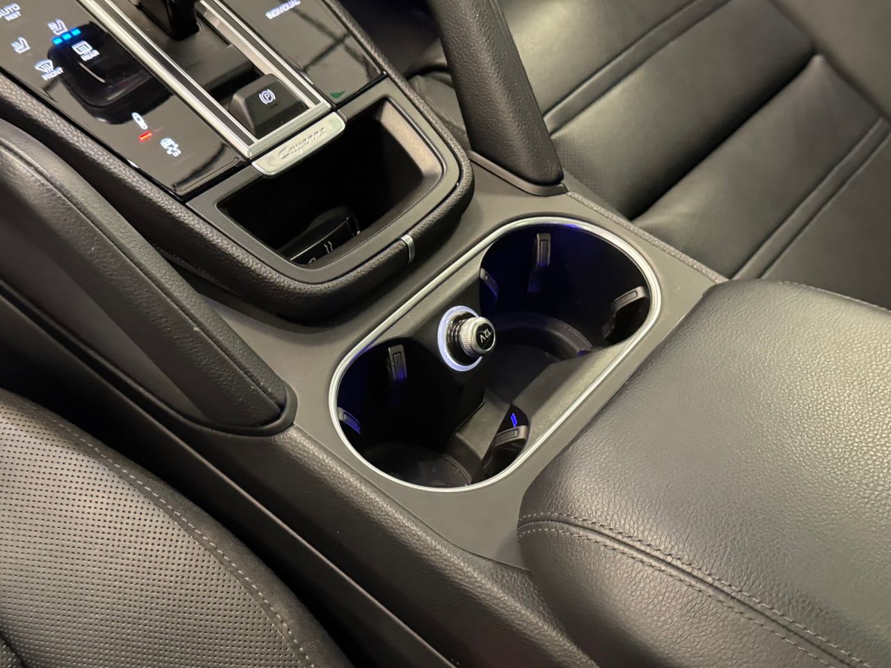 Porsche Cayenne E-HYBRID miniatura 26