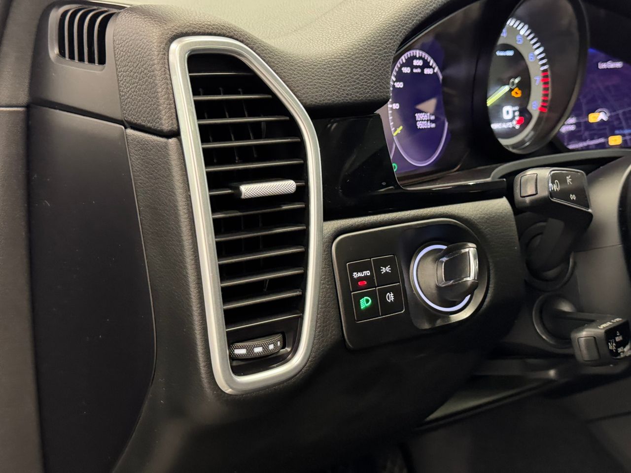 Porsche Cayenne E-HYBRID foto 18