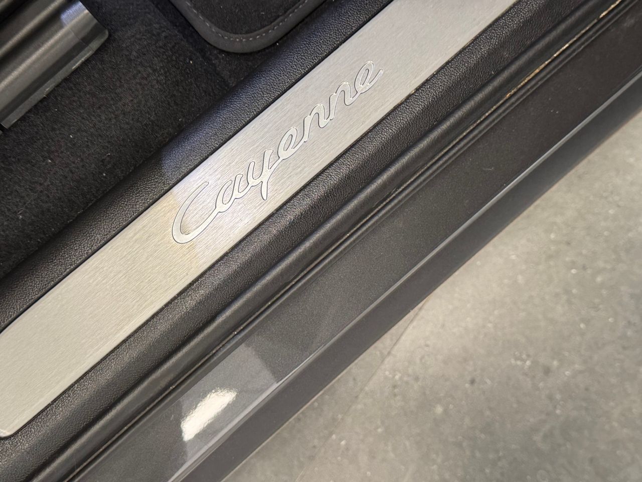 Porsche Cayenne E-HYBRID foto 31
