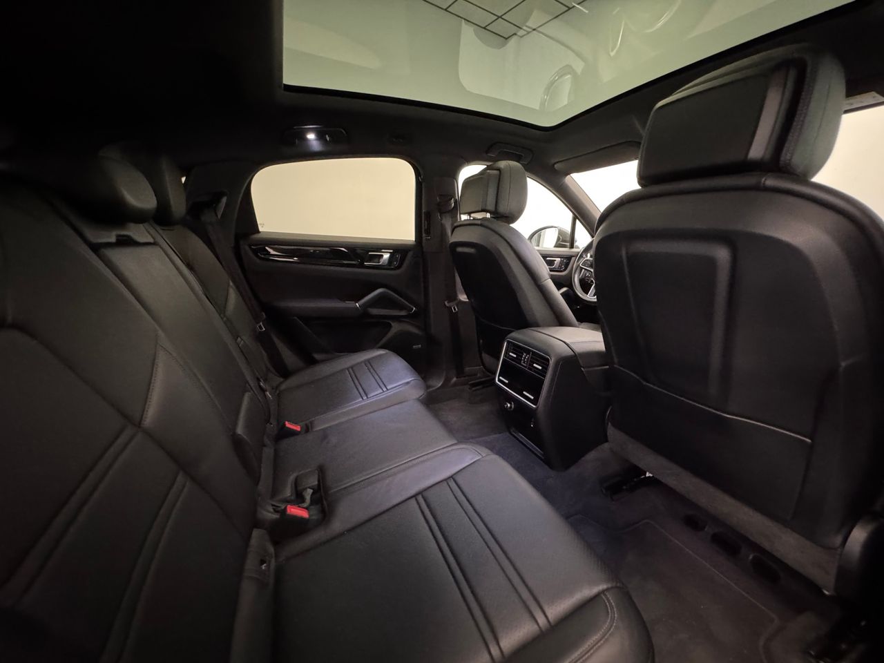 Porsche Cayenne E-HYBRID foto 45