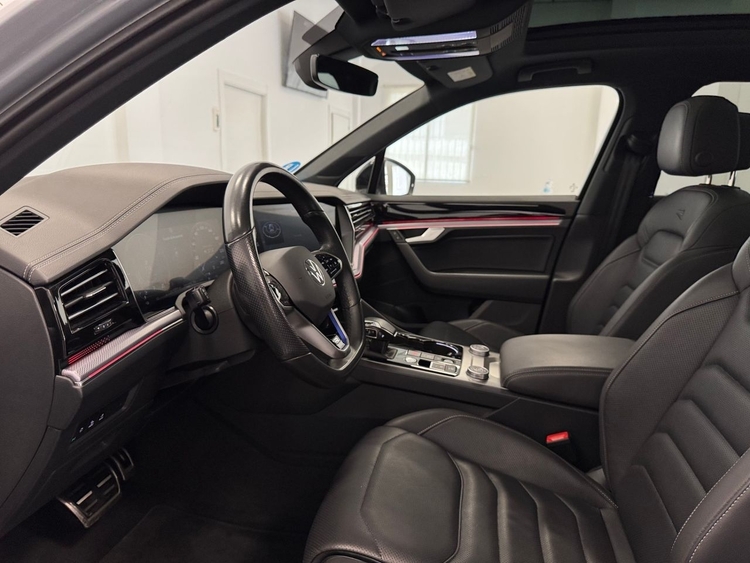 Volkswagen Touareg R V6 TIP 4M foto 15