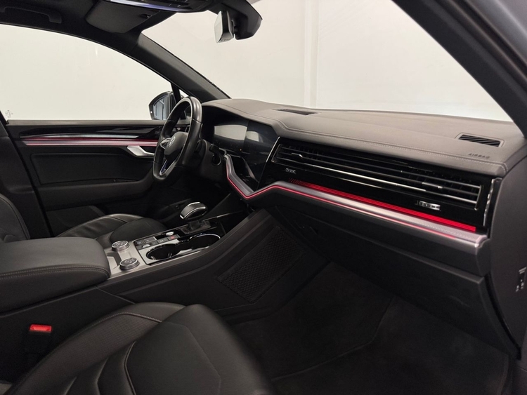 Volkswagen Touareg R V6 TIP 4M foto 30