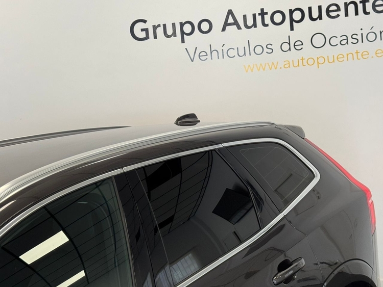 Volvo XC60 Plus Bright Auto foto 37