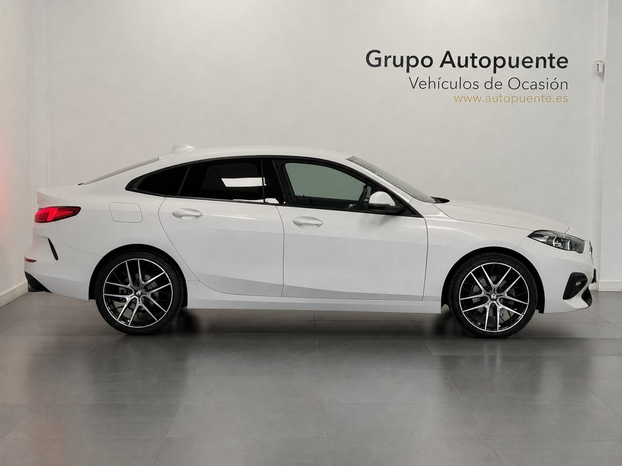 BMW Serie 2 218D GRAN COUPE foto 3