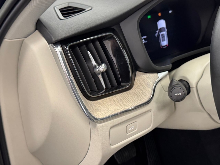 Volvo XC60 Plus Bright Auto B4 foto 14