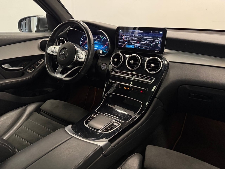 Mercedes GLC GLC 300 DE AMG  foto 12
