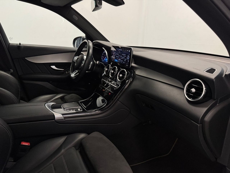 Mercedes GLC GLC 300 DE AMG  foto 27