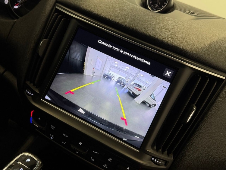 Maserati Levante GT L4 330CV foto 28