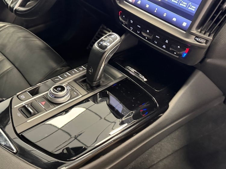 Maserati Levante GT L4 330CV foto 31