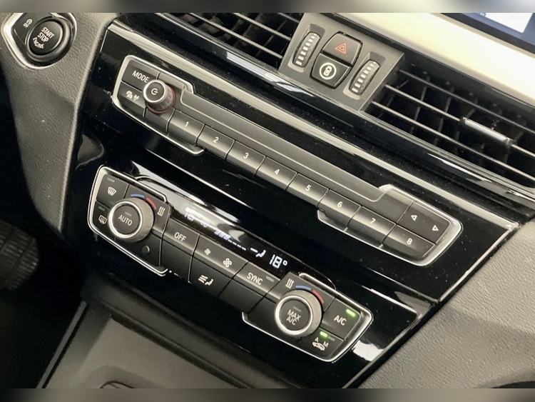 BMW X1 SDRIVE 18D foto 19