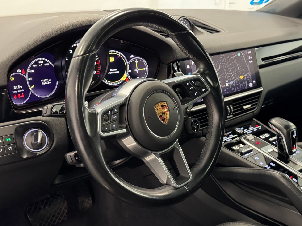 Porsche Cayenne E-HYBRID miniatura 18