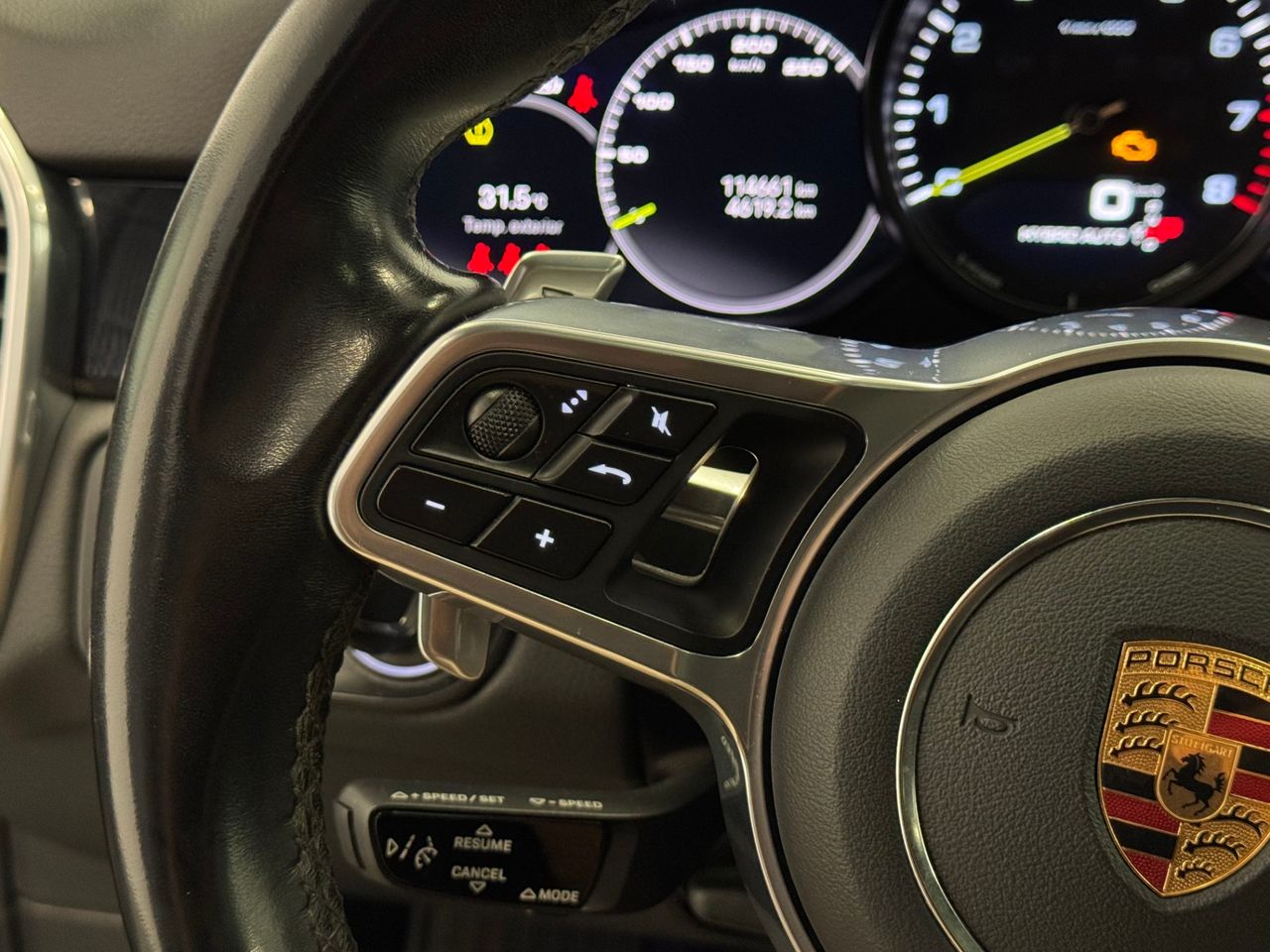 Porsche Cayenne E-HYBRID miniatura 21