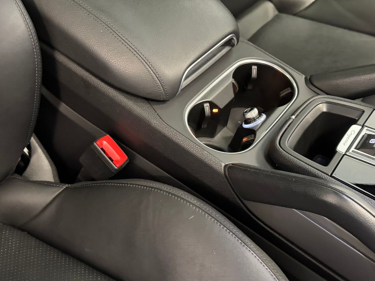Porsche Cayenne E-HYBRID miniatura 39